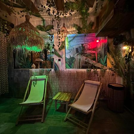 Jungle Spa Bed & Breakfast Dunkirk ภายนอก รูปภาพ